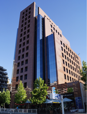 Oficina EL Bosque Norte 0177 - 601 - 4