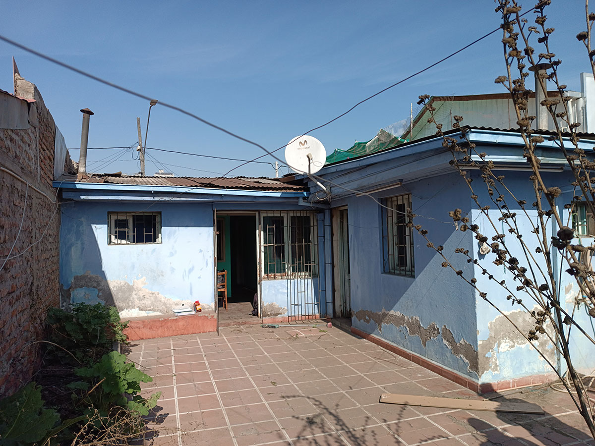 Casa gran terreno 288/160 m2, 6H, 1B, Quinta Normal